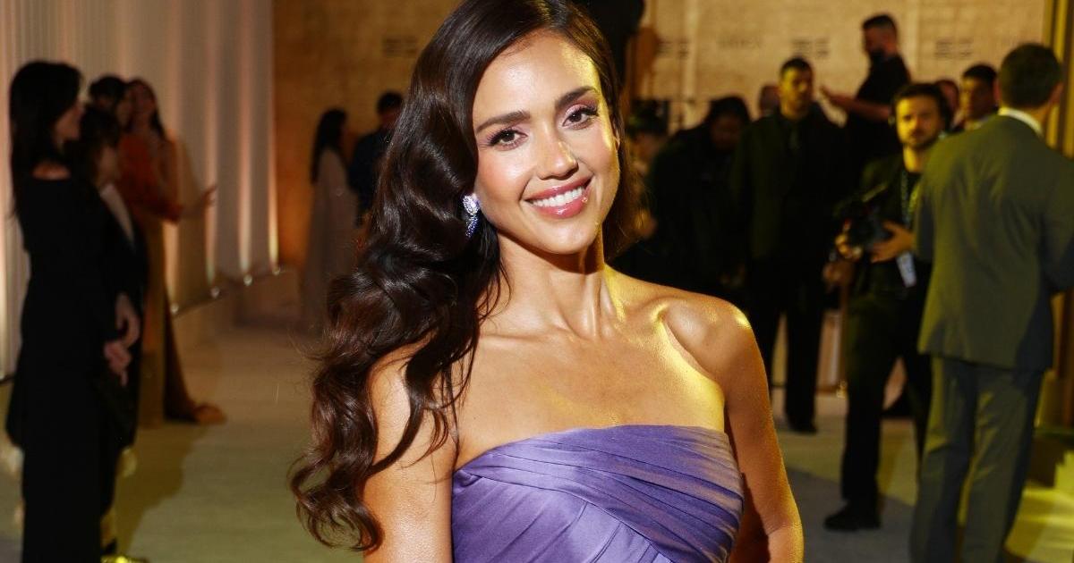 Jessica Alba Stuns in a Dramatic Purple Gown With No Straps