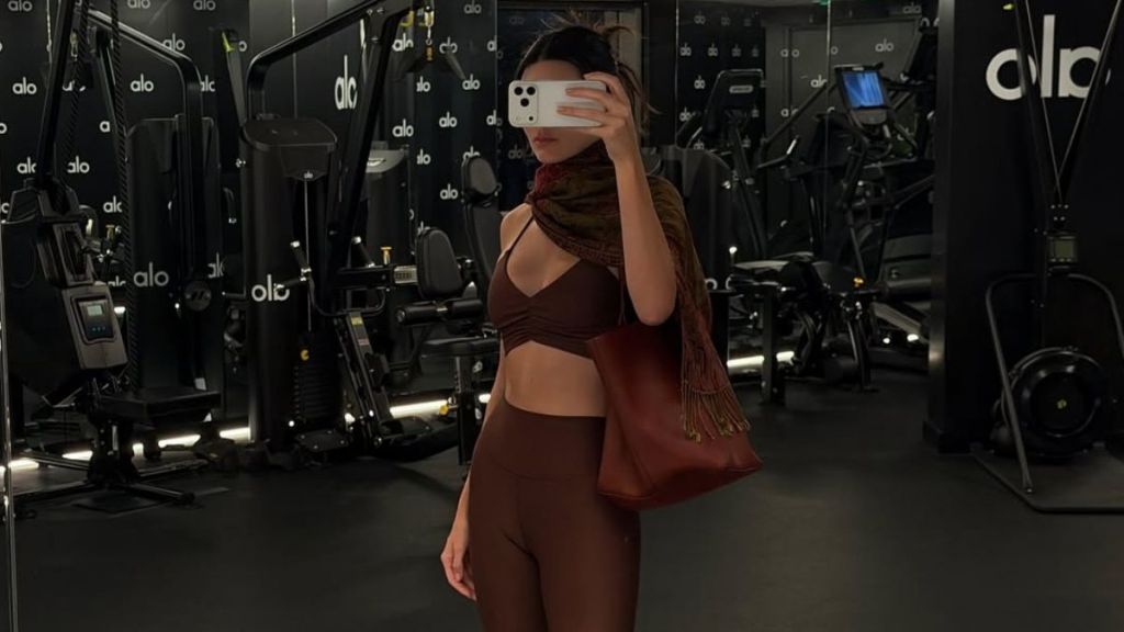 Kendall Jenner's Selfie in Bra Top Is Worth Watching