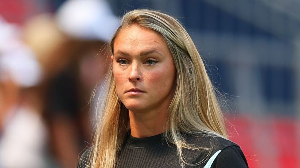 Kylie Kelce Is 'Mean for Sport' When She Is Pregnant