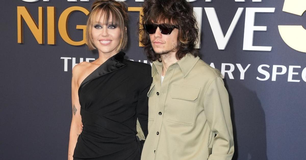 Newly-Engaged Miley Cyrus Is ‘Protective’ of Her Relationship