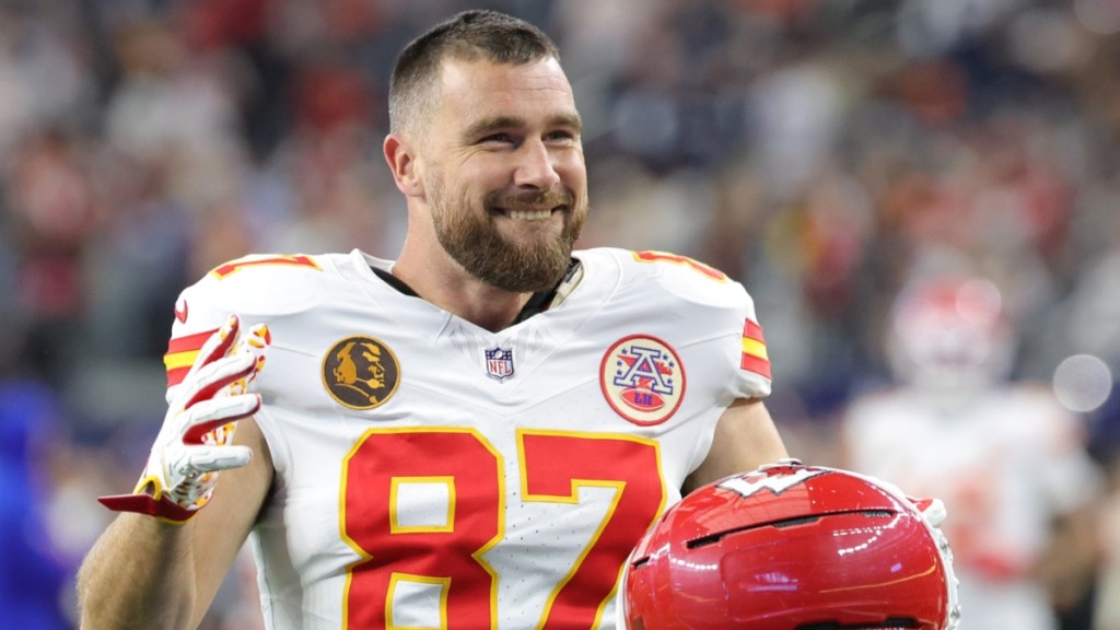 Travis Kelce's Chiefs Playoff Hopes Tumble After Loss Against Texans