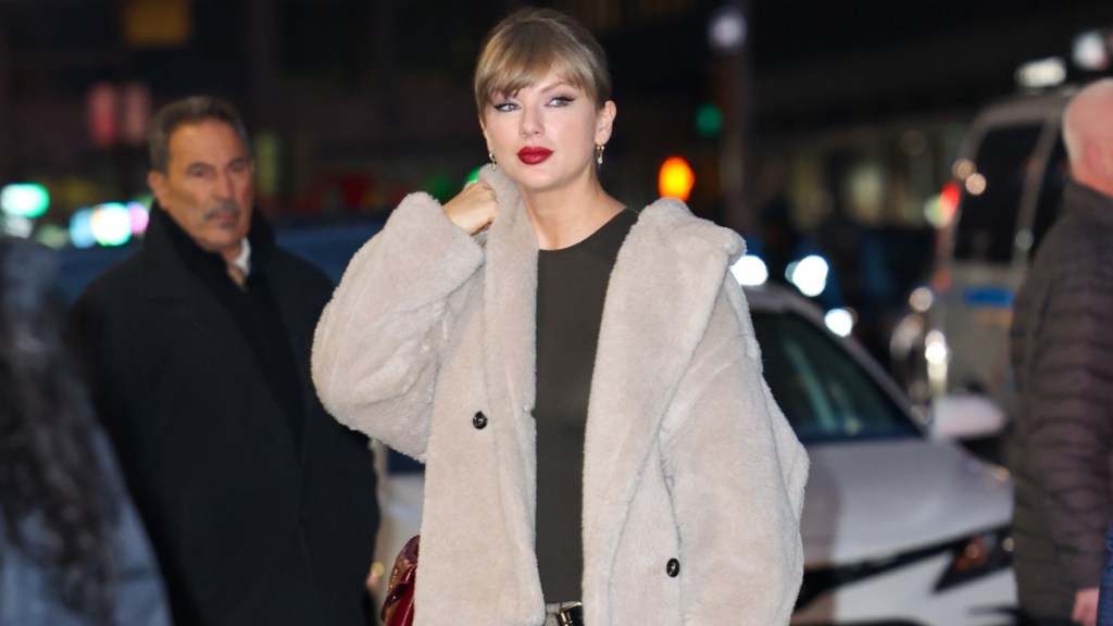 Taylor Swift's $1,890 Miu Miu Miniskirt Is as Short as It Gets