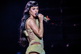 Katy Perry's Egypt Glam Will Have You Taking Notes for a Reason