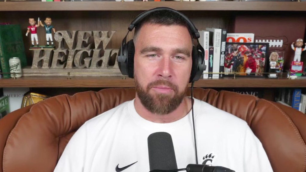 Travis Kelce Salutes Chiefs Super-Fan Paul Rudd Amid Playoff Exit