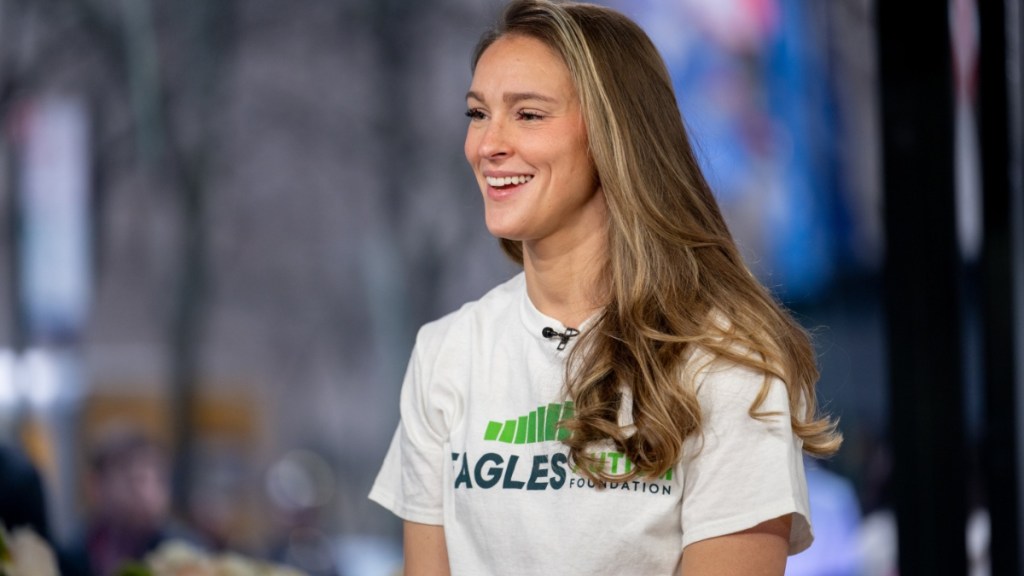 Kylie Kelce Reacts to Taylor Swift Dethroning Her With New Heights Debut