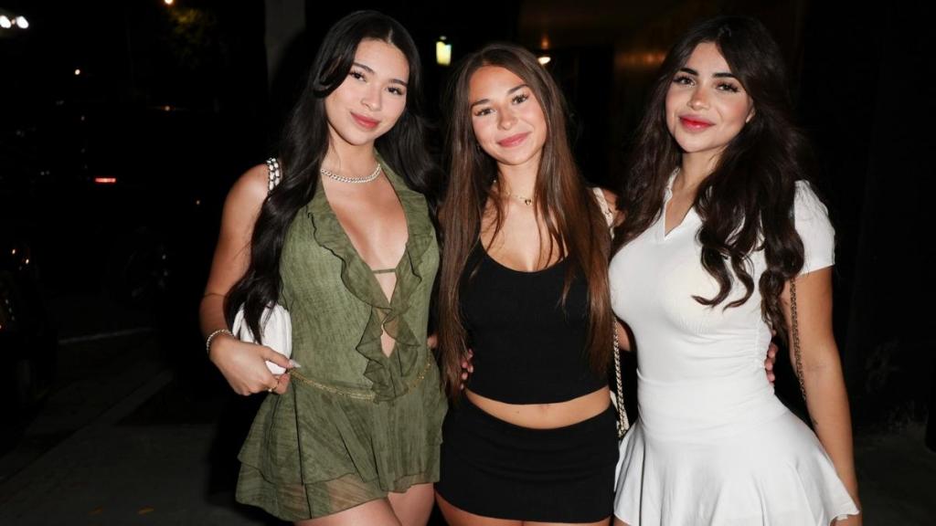 OnlyFans’ Sophie Rain Turns up the Heat in String Bikini