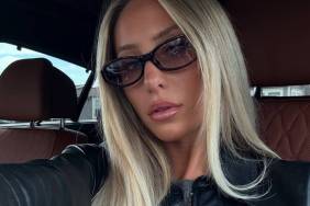 Alix Earle Poses in Nothing But a Towel in New Selfie