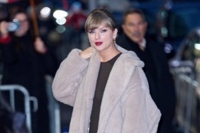 Taylor Swift Gave Cash to Workers at Chiefs’ Christmas Game, Claims Staff