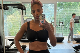 Serena Williams' Cutout Swimsuit Photo Flaunts Super Ripped Body