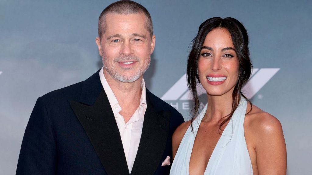 Brad Pitt & Girlfriend To Have ‘Quiet’ Holiday Celebrations — Source