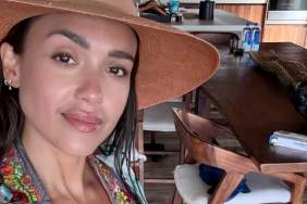 Jessica Alba Posing Bikini Is Must See