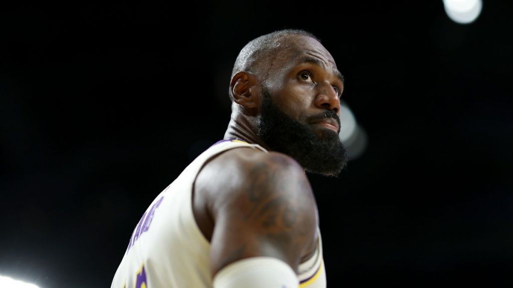 Lakers’ LeBron James Trade Idea Proposed by Podcaster