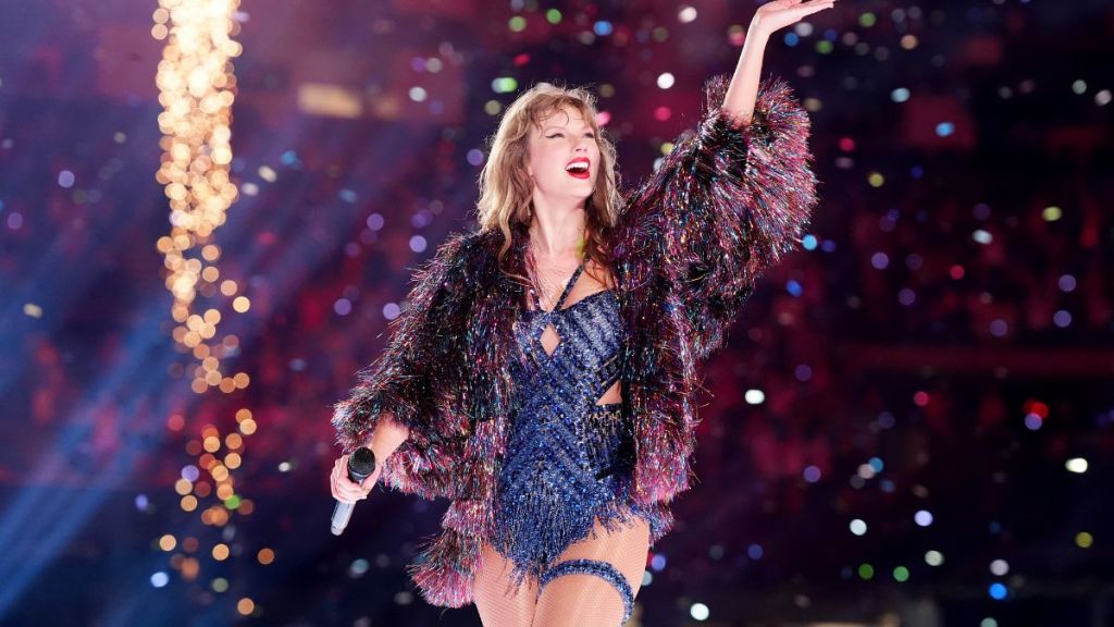 Why Taylor Swift Teared up at Intimate Docuseries Screening — Source