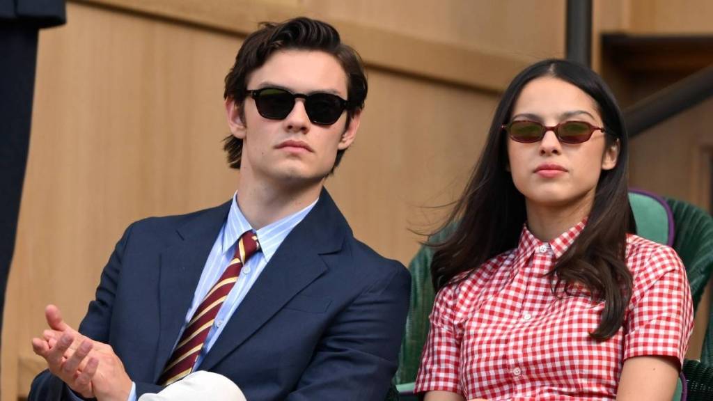 Olivia Rodrigo & Louis Partridge Showed Signs of a Failing Relationship — Expert