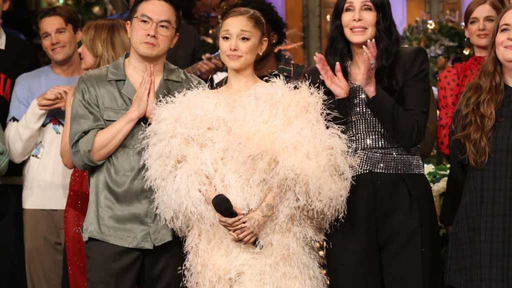 Ariana Grande's Tamara Ralph Coat Is as Cozy as It Gets