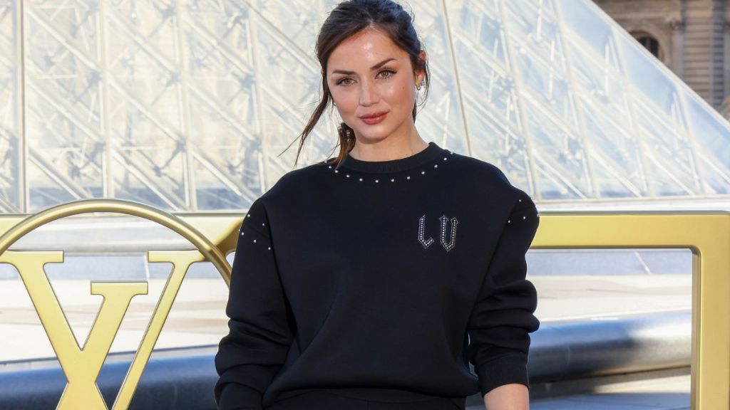 Ana de Armas' Post-Workout Look Will Motivate You