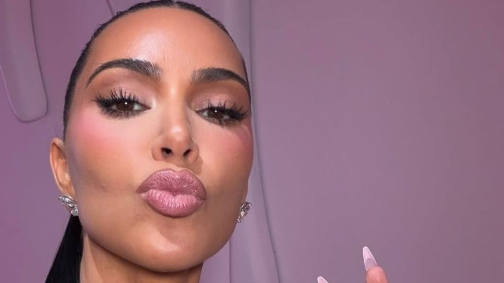 Kim Kardashian Sunbathing in Leopard-Print Bikini Is a Vibe