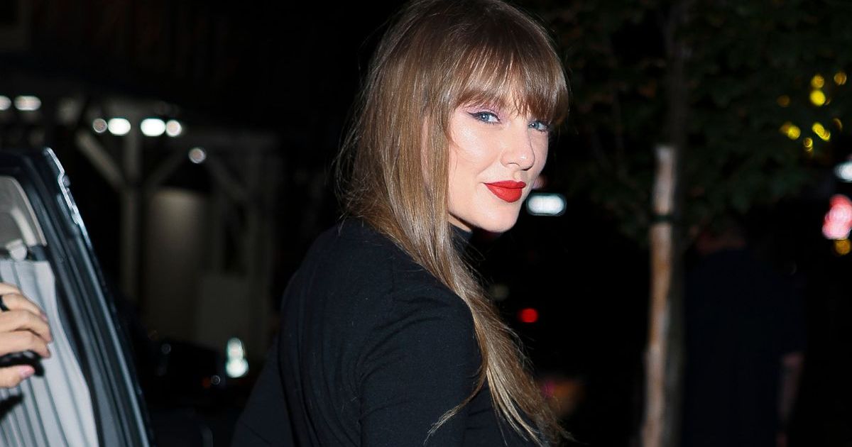 Taylor Swift Wows in $2,300 Ribbed Bodysuit for GMA