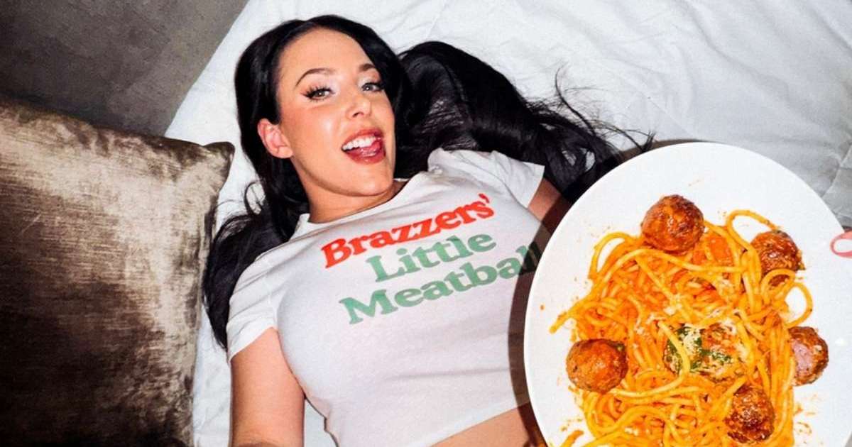 OnlyFans’ Angela White Wearing Bold Santa Mini-Dress Is&hellip;