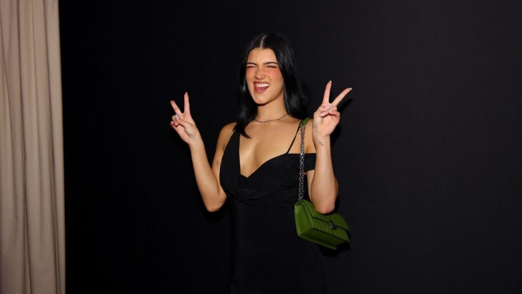 Charli D'Amelio Flaunts Her Flexibility in a Dance Room