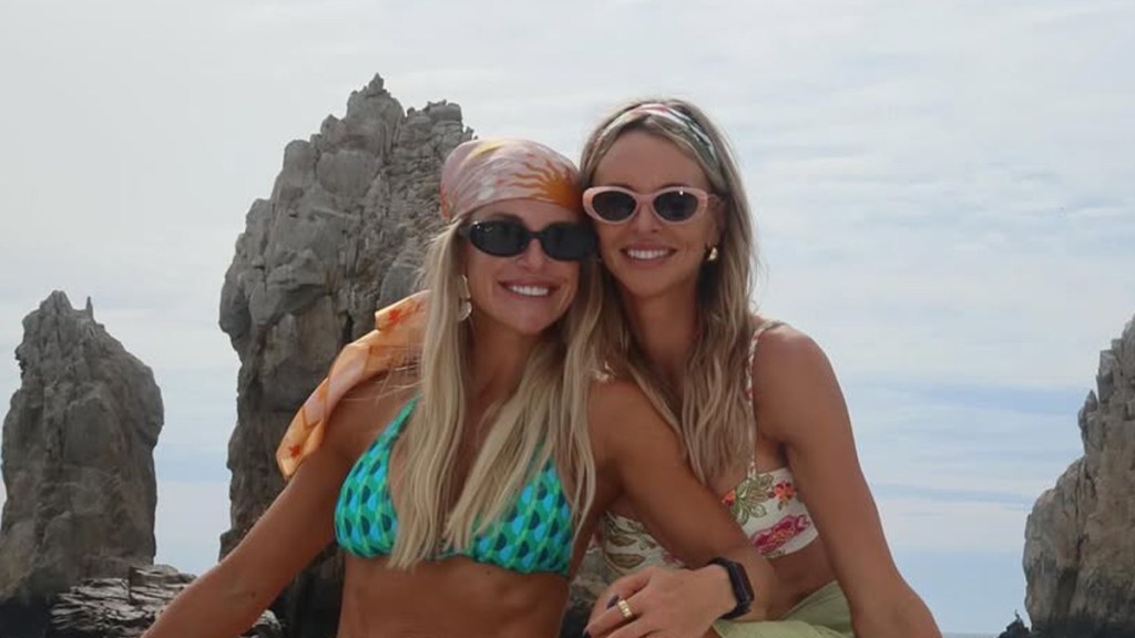 LA Rams Player’s Wife Sets Social Media on Fire in Green Bikini