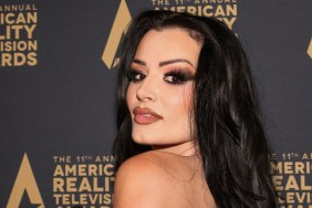 WWE's Saraya Bevis Posing in Black Bra Will Catch You Off-Guard