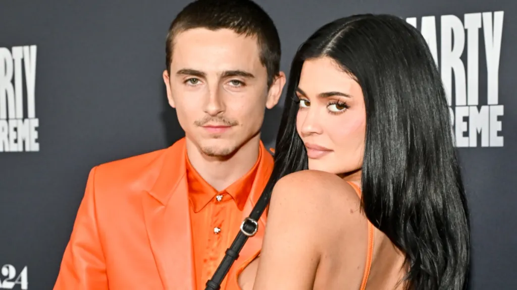 timothee chalamat kylie jenner marty supreme