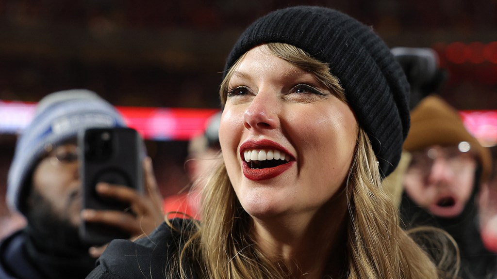 NFL Star Claims Taylor Swift Put a 'Curse' on Chiefs