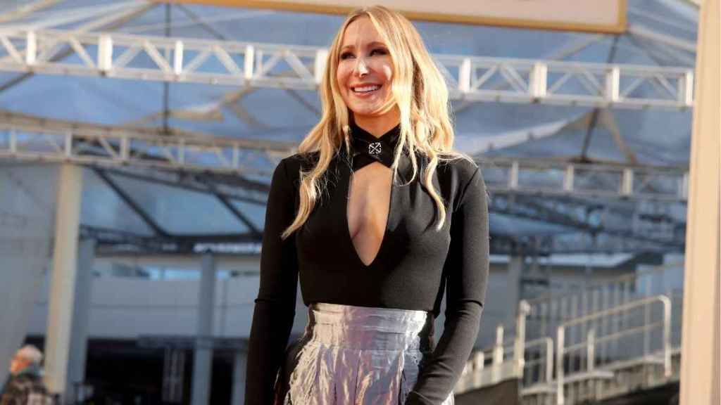 Golden Globes Host Nikki Glaser Isn't Married Yet for a Reason — Source