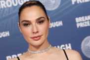 Gal Gadot Flaunts Toned Body in Bra Look