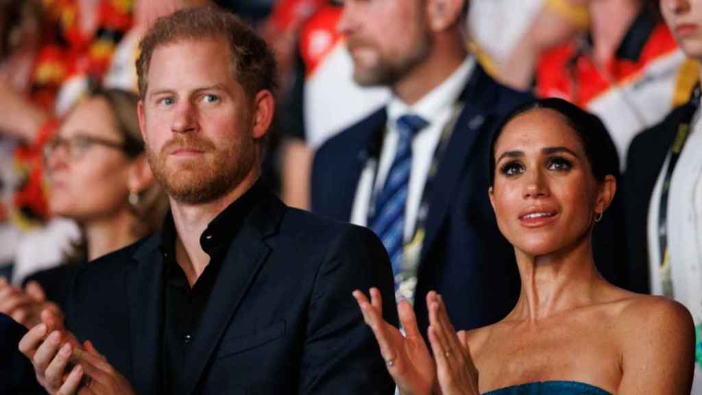 Meghan Markle & Husband’s Dispute ‘Threatens To Tear Them Apart’ — Source
