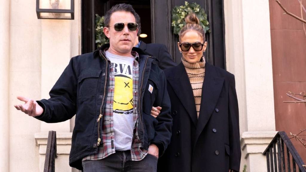Ben Affleck’s Jennifer Lopez Divorce Left Him ‘Heartbroken’ — Source