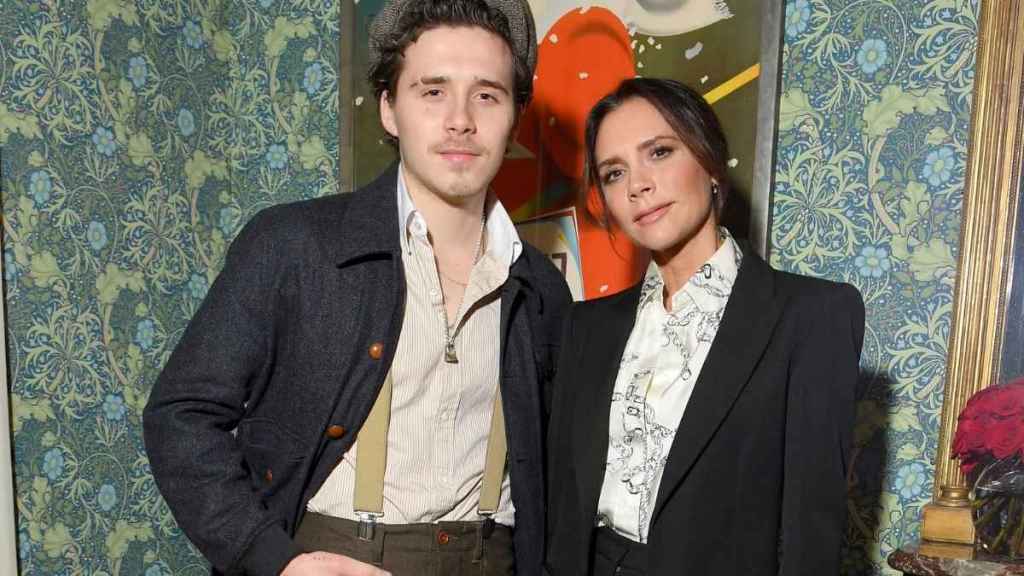 Brooklyn & Victoria Beckham’s Wedding Dance Was ‘Deeply Uncomfortable’ — Source