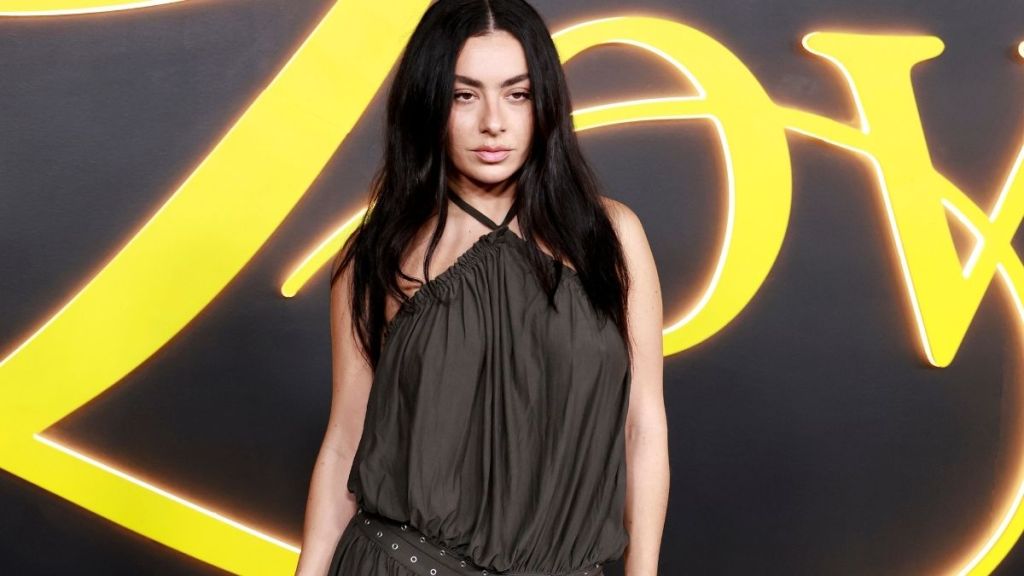 Charli XCX Flaunts Serious Leg in Bold Bodysuit