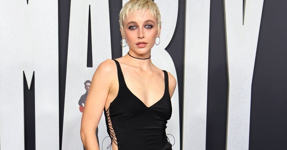 Emma Chamberlain’s Fully Sheer Fendi Shirt & Tights Combo Is a Winner