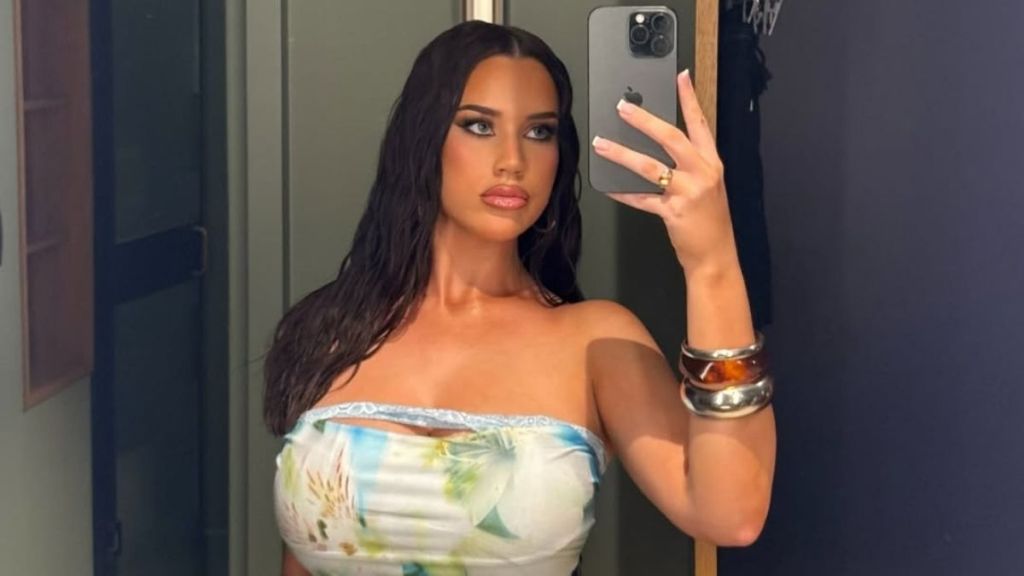 Gabby McCarthy Sizzles in Vibrant Pink Bikini