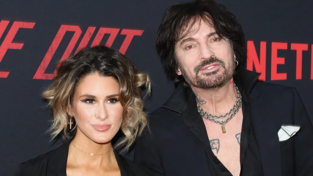 Tommy Lee with his current wife