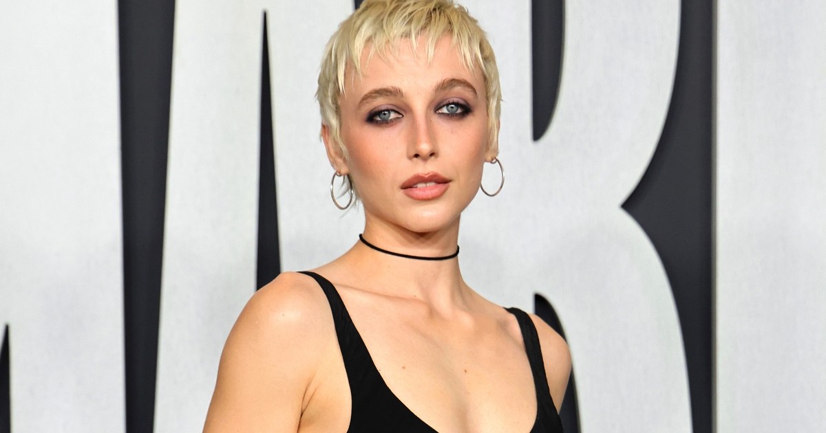 Emma Chamberlain’s See-Through Minidress Is Sequin Goodness