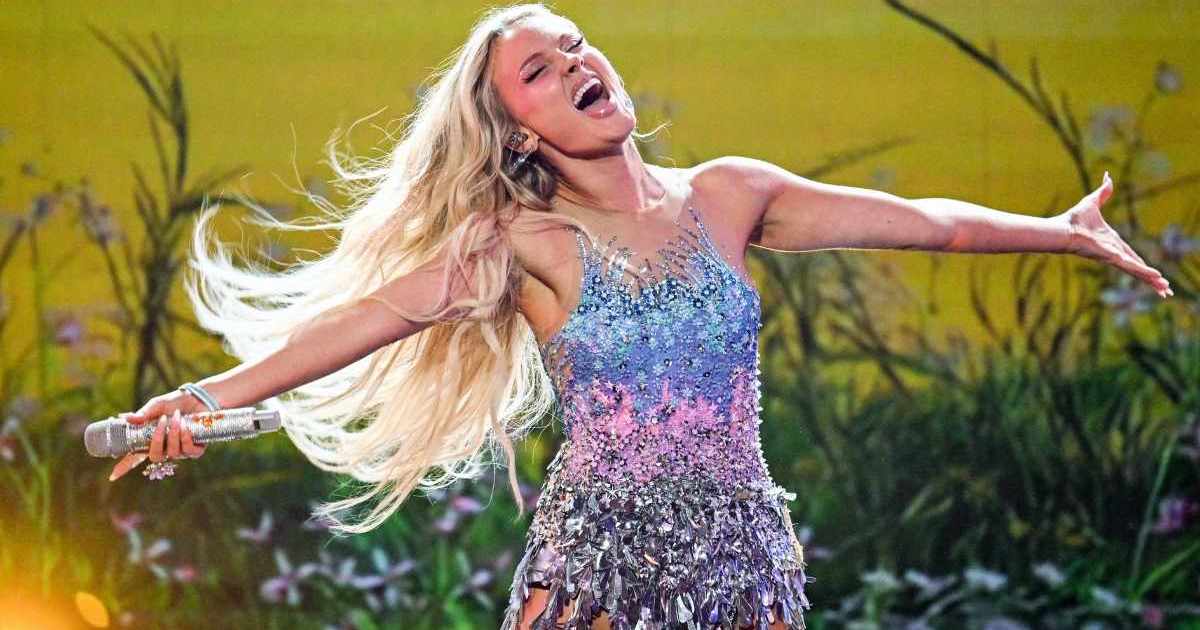 Zara Larsson Dances in Sparkly Micro Skirt &amp; Bra Top