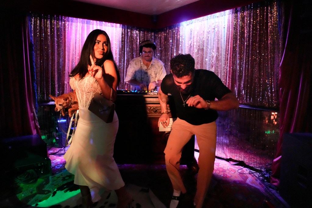 The Valley: Persian Style