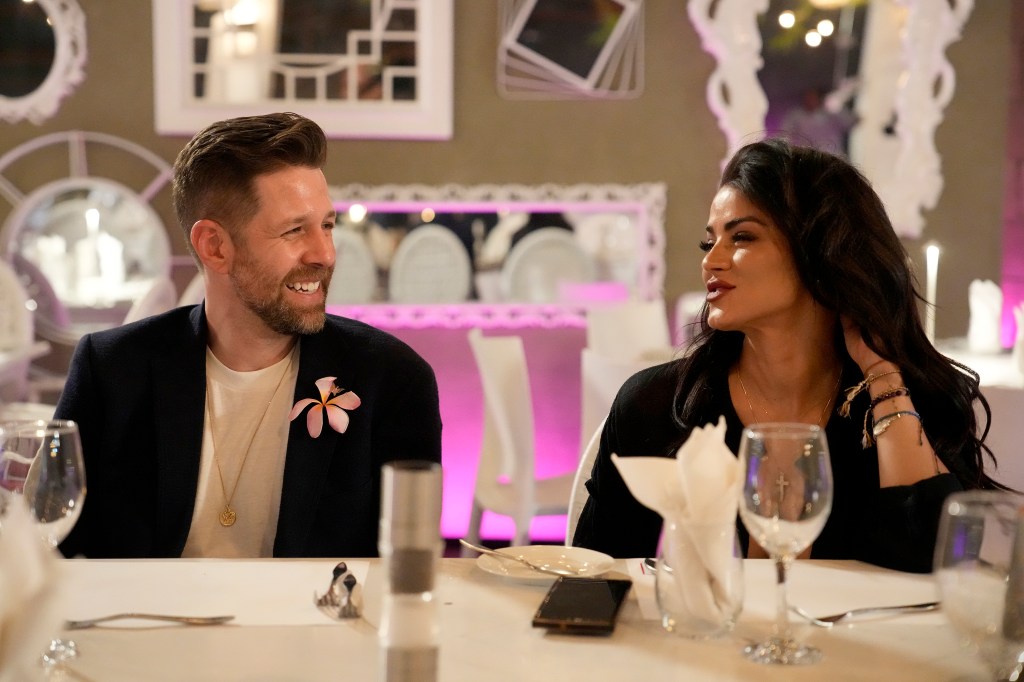 The Valley: Persian Style Adam and GG