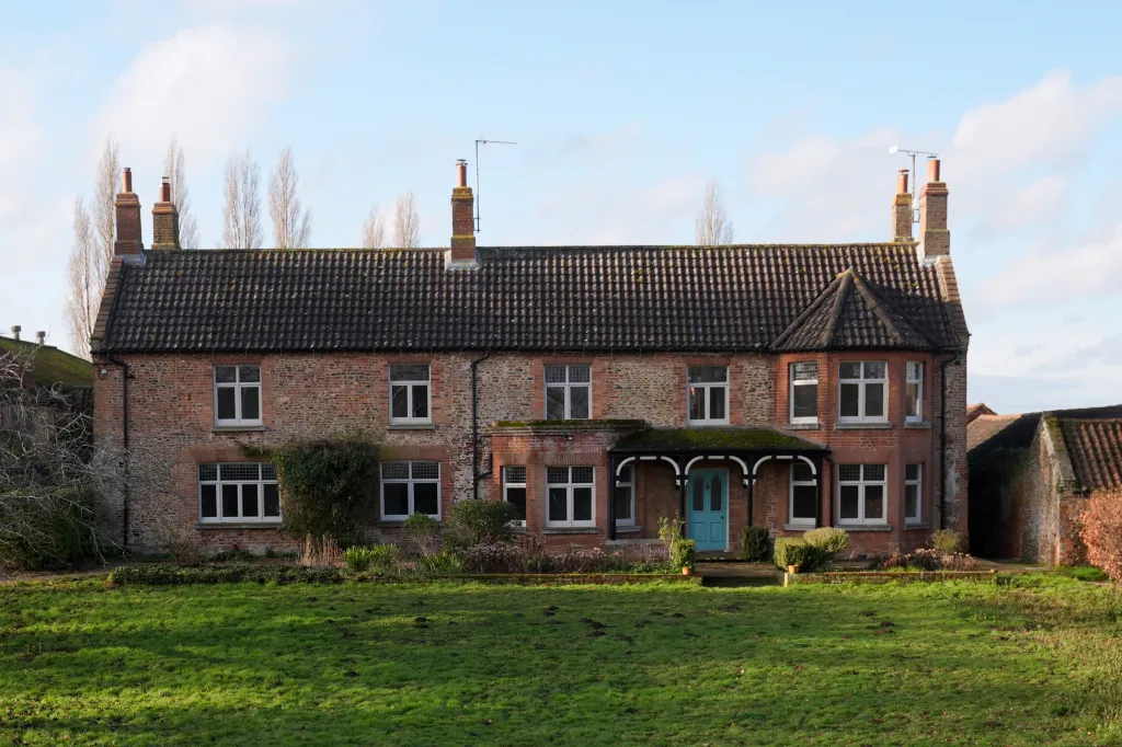 Prince Andrew eviction