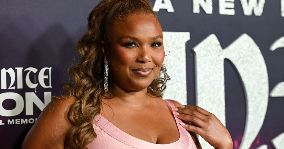 Lizzo Gets Playful in Bodycon Minidress at Paris Hilton’s Premiere