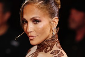 Jennifer Lopez's Abs Steals the Spotlight in Sheer Gown