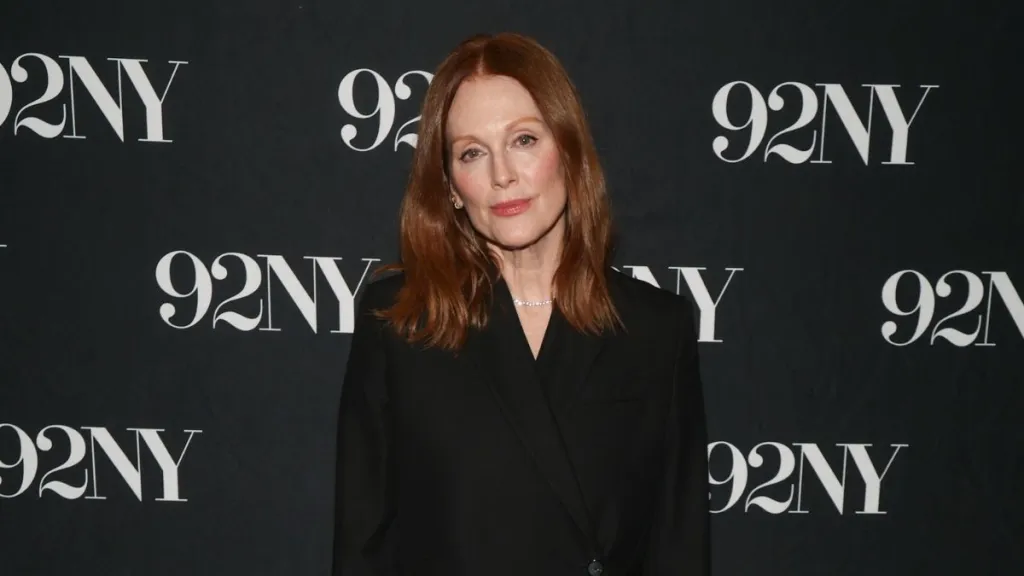 Julianne Moore’s Bikini Photo Shows Her Relaxing in the Pool