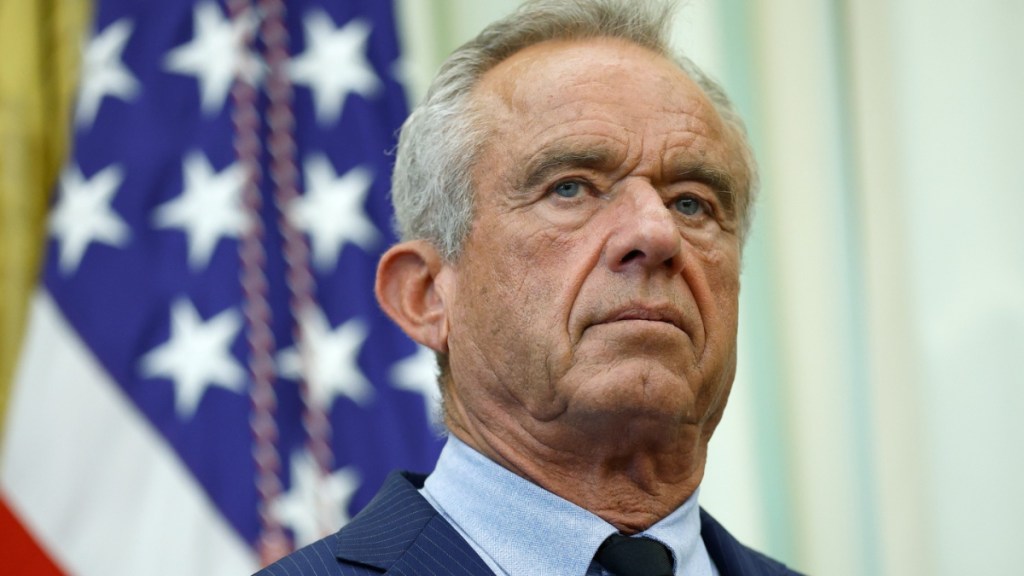 RFK Jr. Sparks Laughs as Duck Ringtone Interrupts Press Briefing