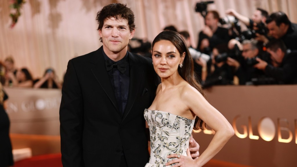 Yes, Ashton Kutcher & Mila Kunis Shower — Actor Sets the Record Straight