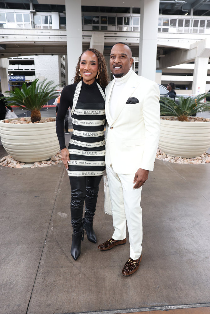 Dr. Scott and Contessa Metcalfe posing outside of BravoCon 2025