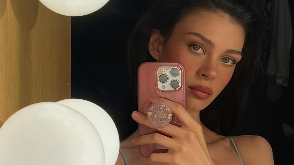 Nicola Peltz Beckham