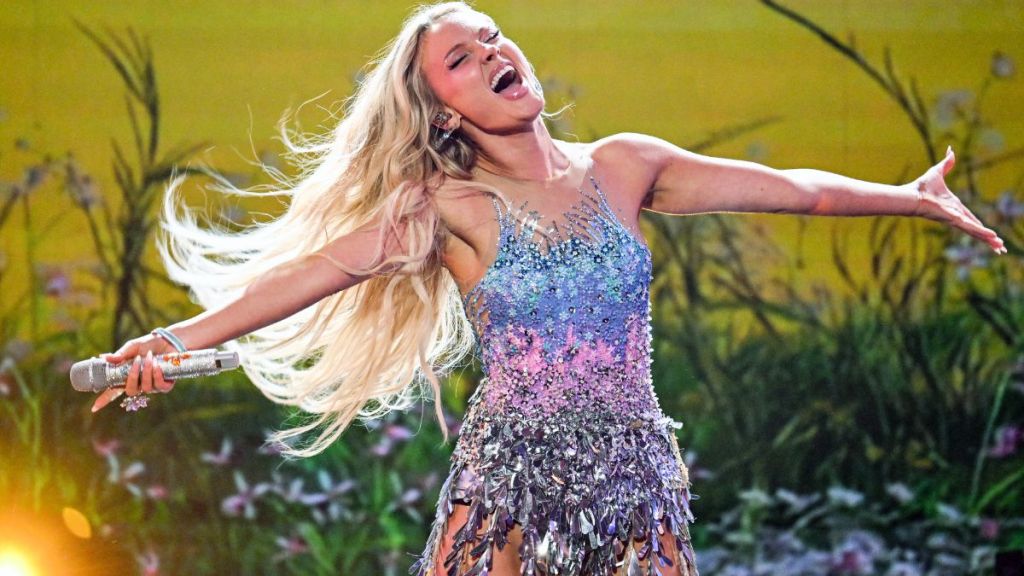 Zara Larsson Reacts To Being Called a 'Flop': 'I'm a Person'